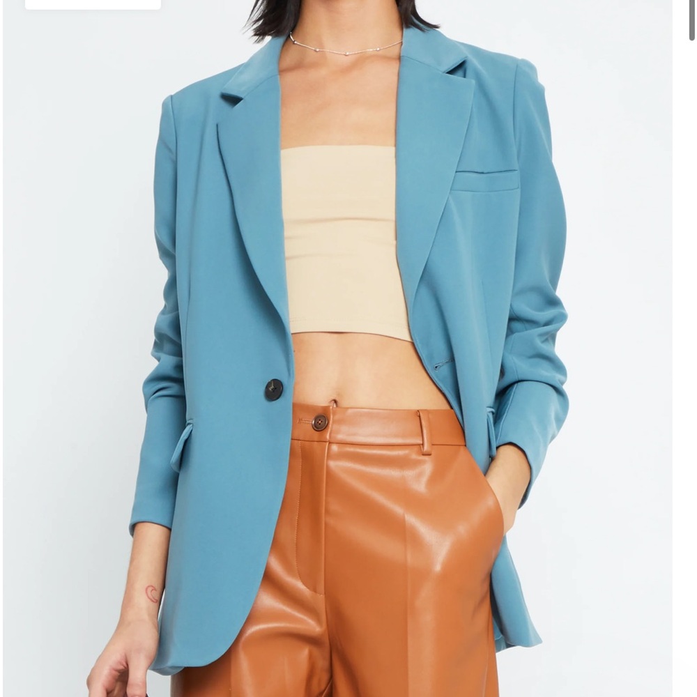 NWT CAARA size large Larsen blazer single breasted button closure slate blue